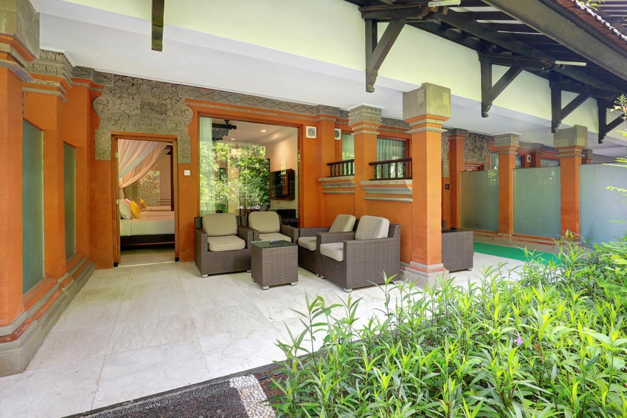Legian Beach Hotel מראה חיצוני תמונה