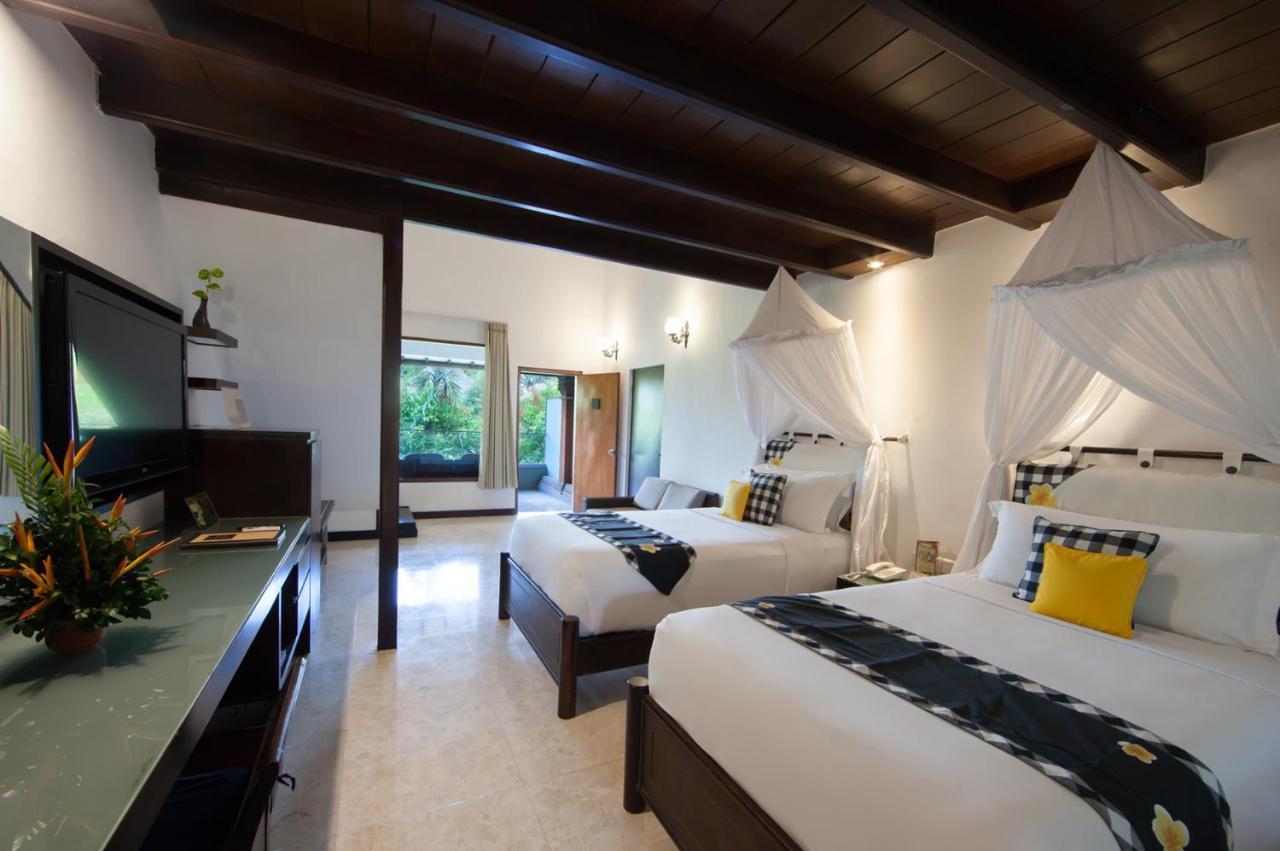 Legian Beach Hotel מראה חיצוני תמונה