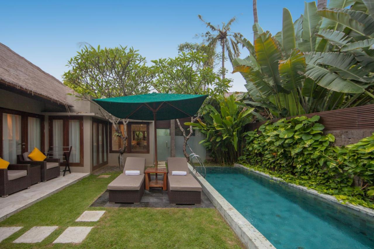 Legian Beach Hotel מראה חיצוני תמונה