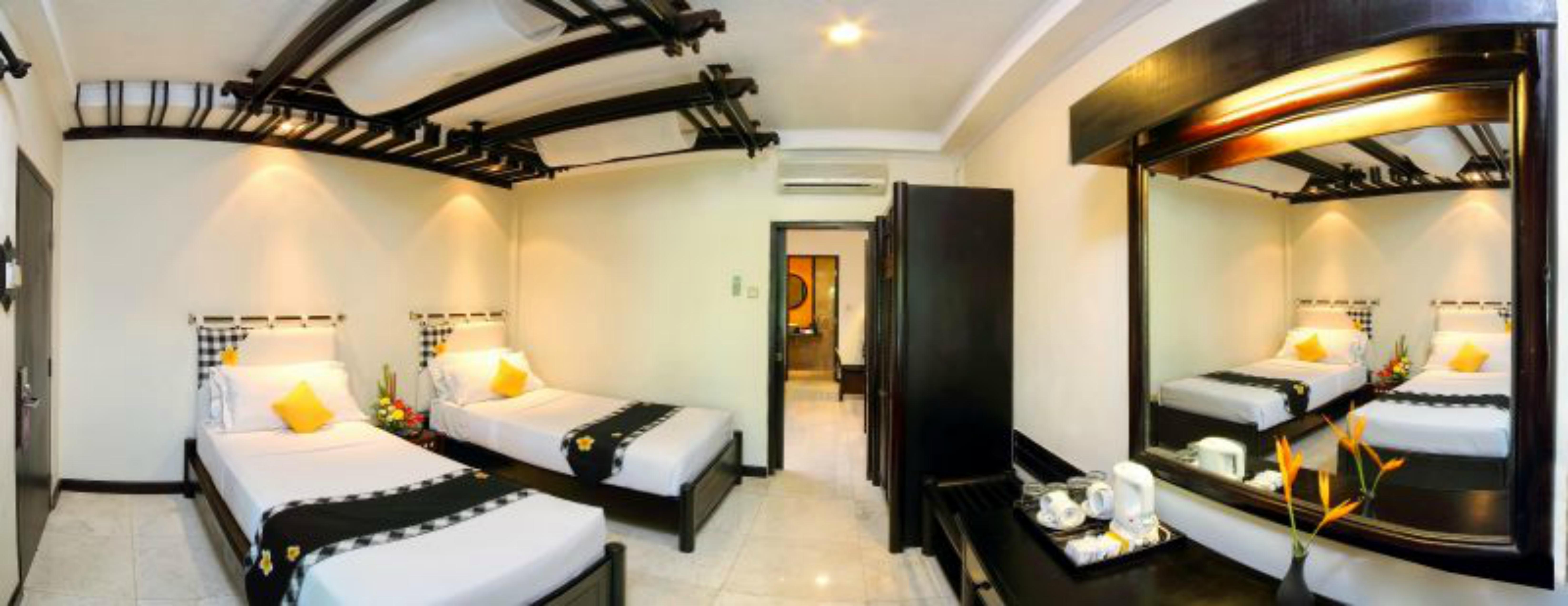 Legian Beach Hotel מראה חיצוני תמונה