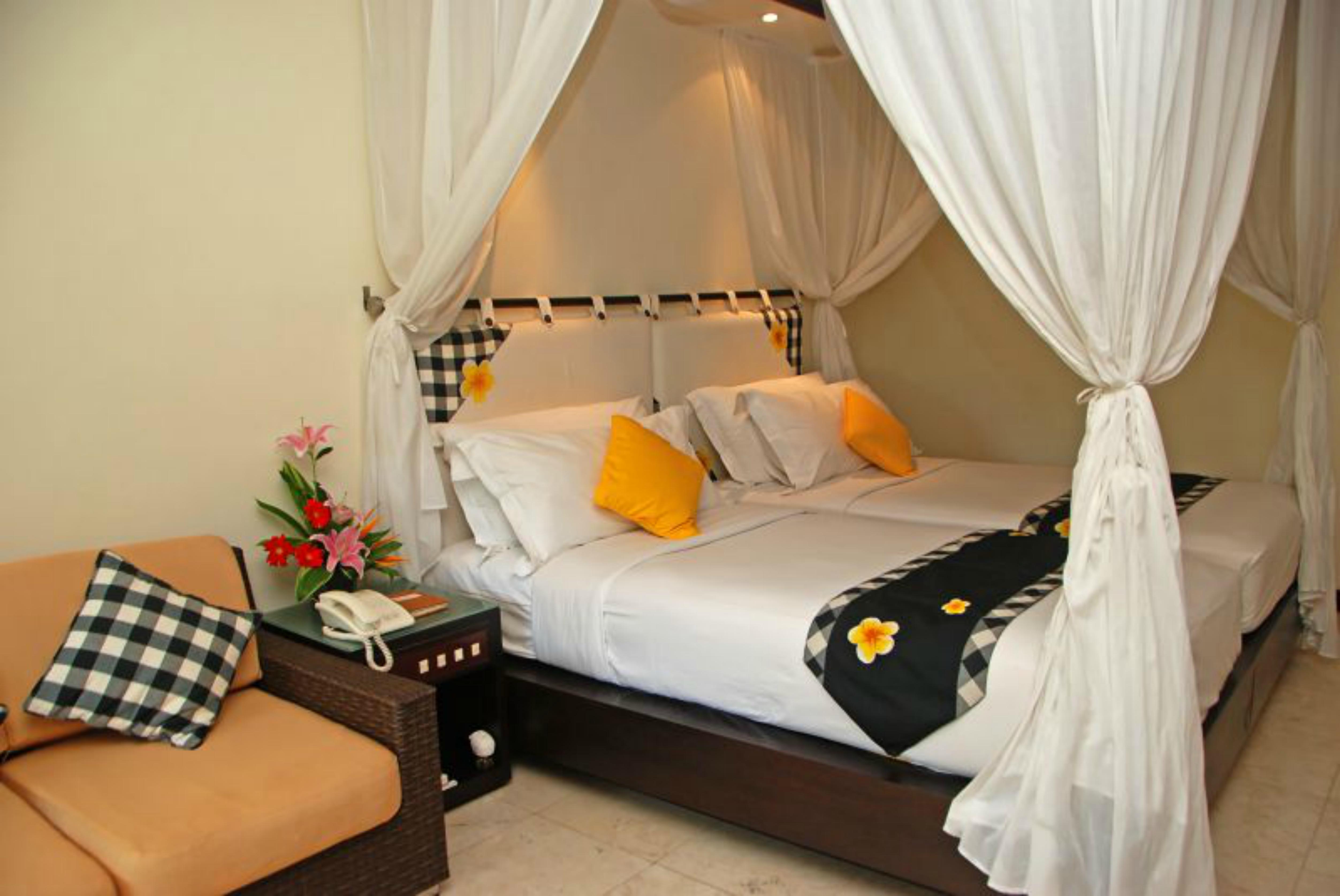 Legian Beach Hotel מראה חיצוני תמונה