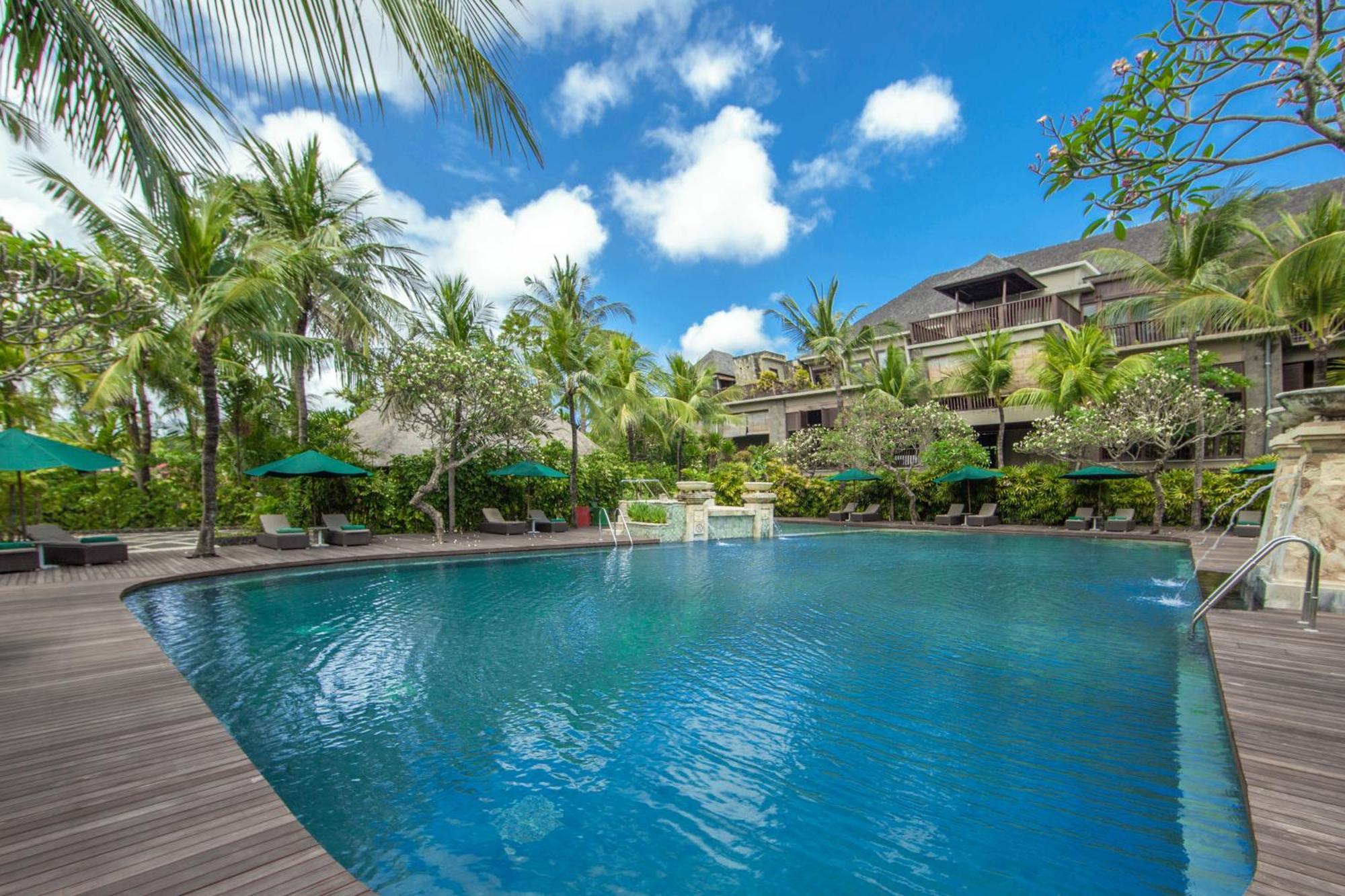 Legian Beach Hotel מראה חיצוני תמונה